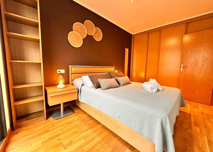 Centrico Irmandinos Con Garaje - Homeygalicia Apartman